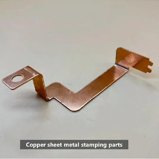金属ハードウェアの銅スタンピング小型バッテリースプリング電気接点